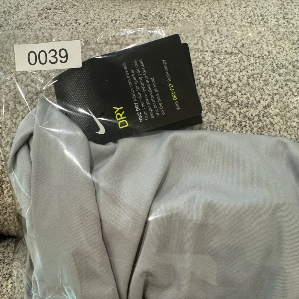 NIKE | Gray & Lime Green‎ Drawstrinf Sports Shorts w/ Pockets- Youth Large